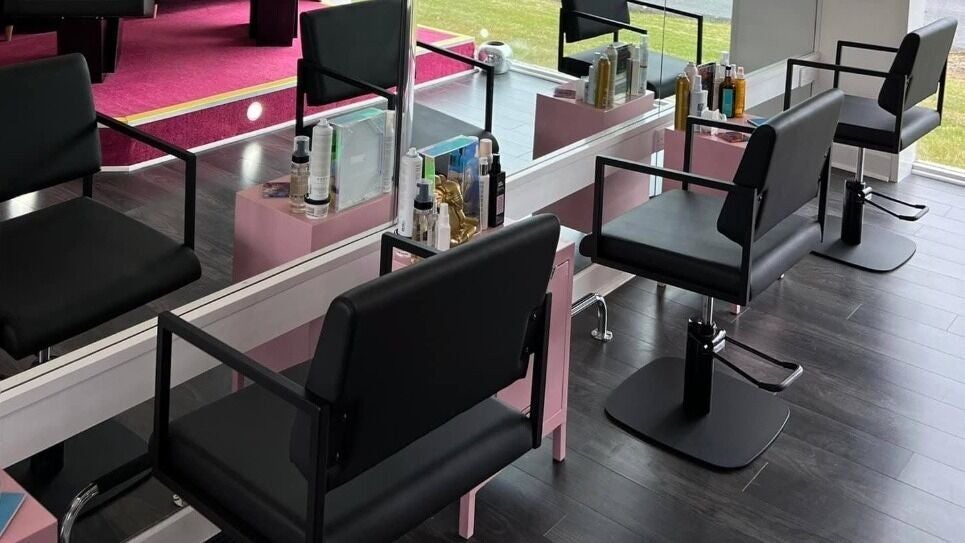 902f648a-41d7-4c03-990c-4f8fcdece349-cplhairhouse-gb-england-plymouth-plymstock-fresha-9995127