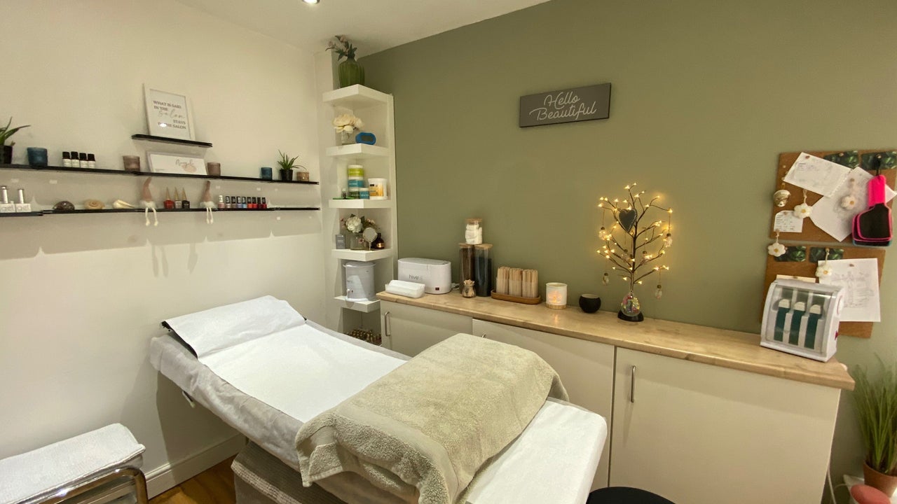 90695cb6-7d89-462e-a3cc-e8d583f11e50-angelalouise-gb-england-wigston-fresha-4063783