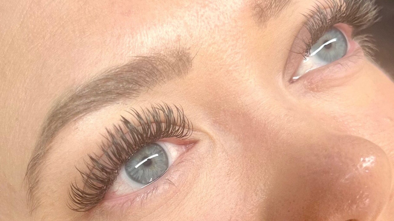 907021f5-a259-46e1-83b2-138113ff636d-lashandbrowartistrybyleems-gb-england-royalleamingtonspa-fresha-7784094