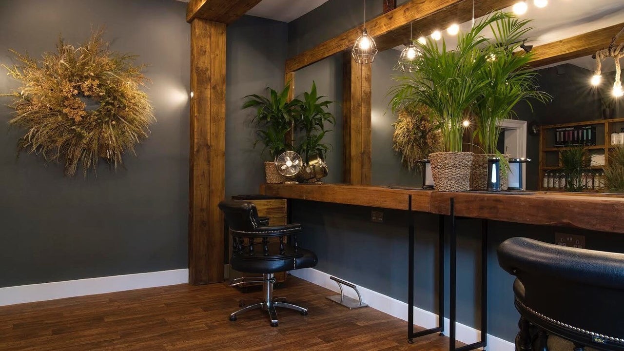 90aa443e-9c6b-4fdc-b2cf-30d96c4e8c36-karoliinasaunders-gb-england-highworth-wiltshire-fresha-8606879