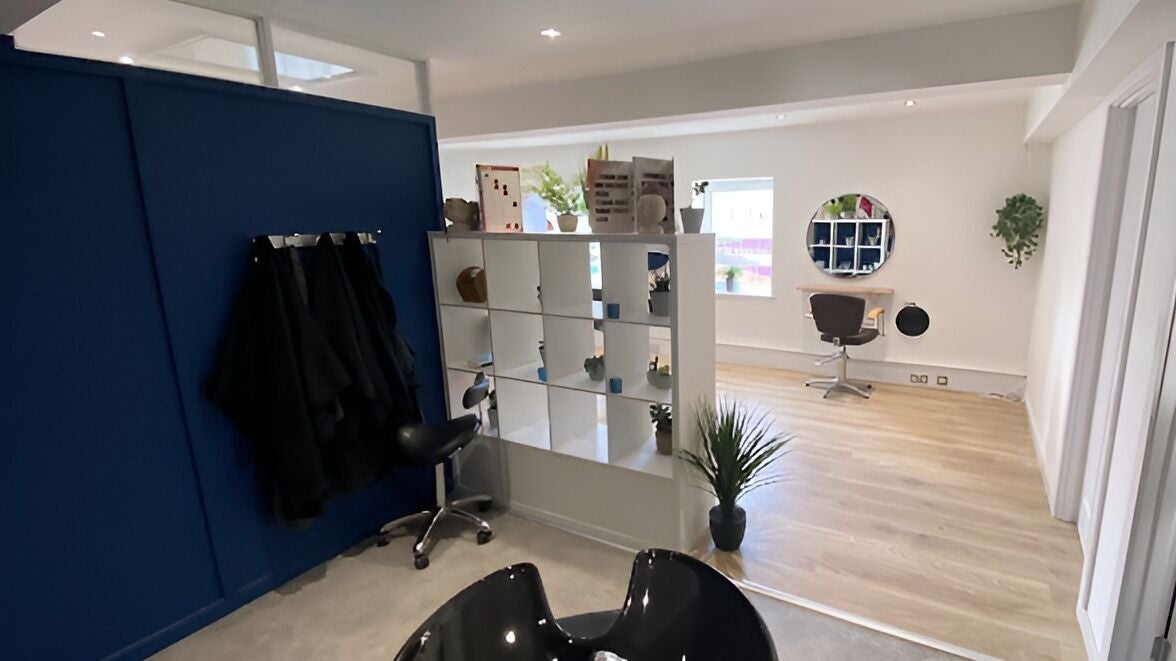 91d60953-4912-4e7a-8ba0-500832afa5d0-20twentyhairsalon-gb-england-falmouth-berkeleycourt-fresha-6009334