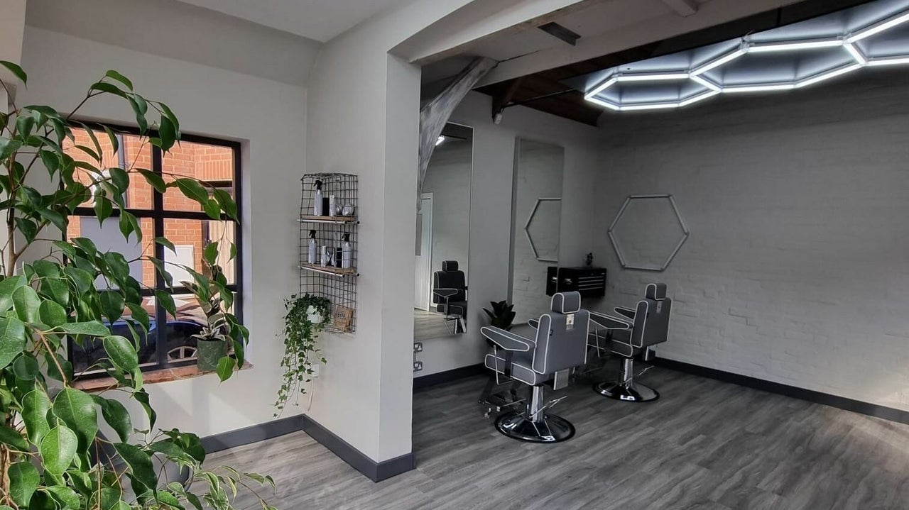 924539c6-7384-4c4f-9b43-361e3b0e6d6f-6349352