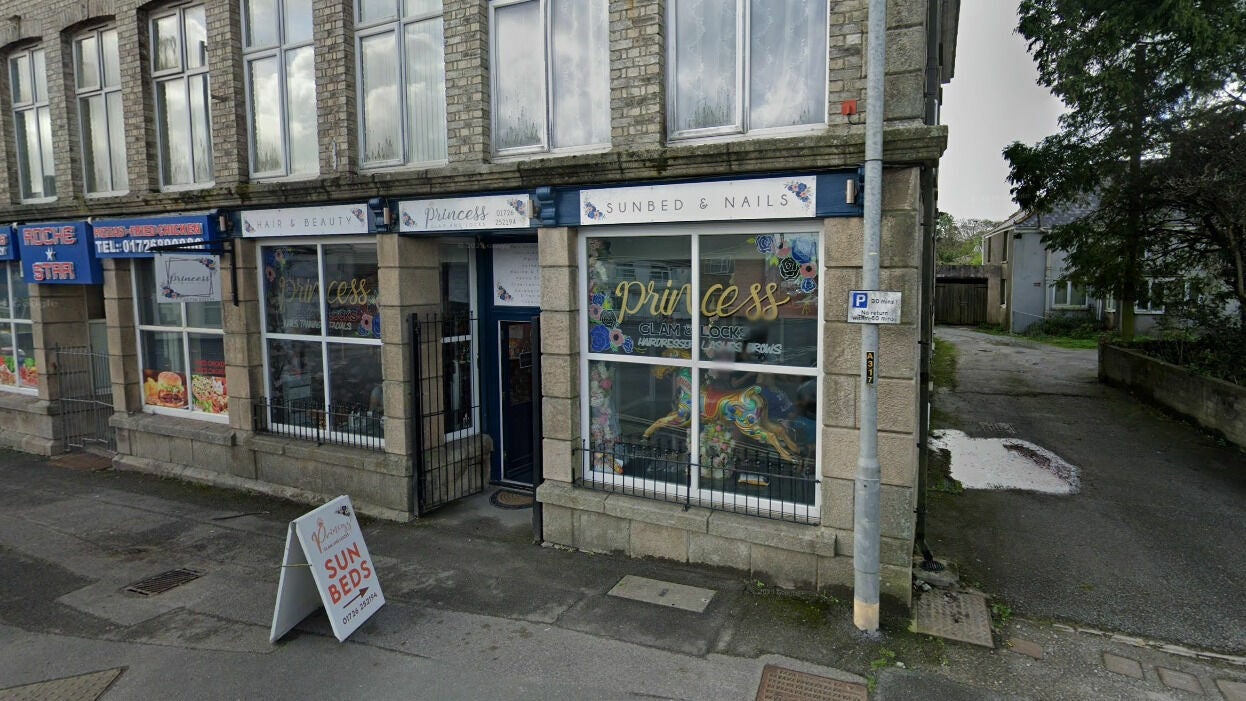 92a8cadc-fd28-4db6-a137-eac79e06cadd-princessglamandlocksrochecornwall-gb-england-staustell-roche-fresha-5595566