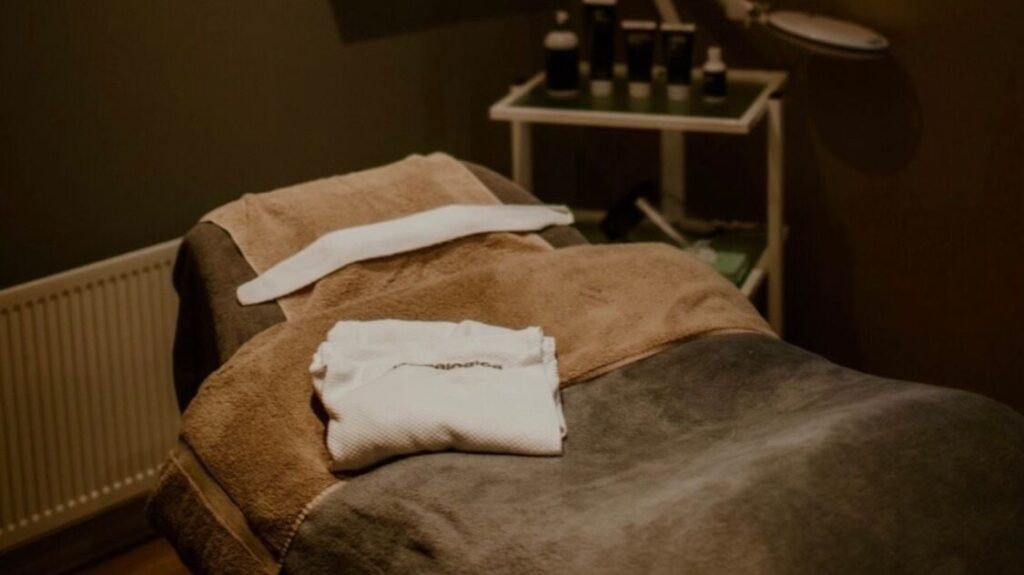 9383588c-9e1f-4614-a0c6-e26c938b94d1-4794131