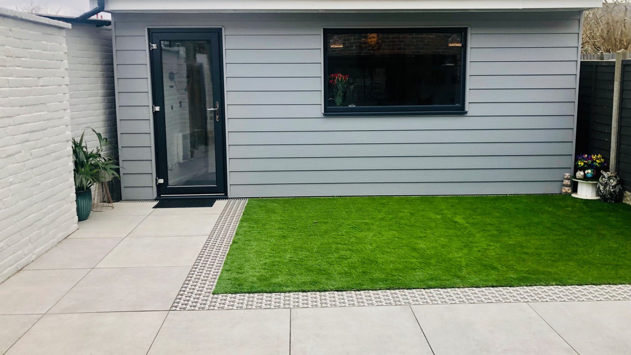 93abb69c-5040-48af-8453-b392e77da5ab-3252787