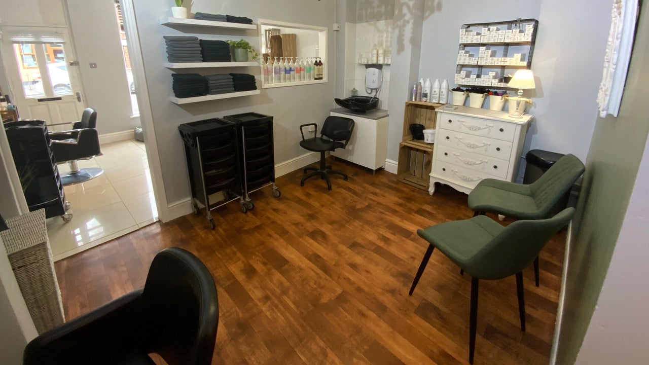 952071e2-95fd-4271-8ade-cfdf974594b9-edenhairandbeauty-gb-england-burton-on-trent-fresha-9170428