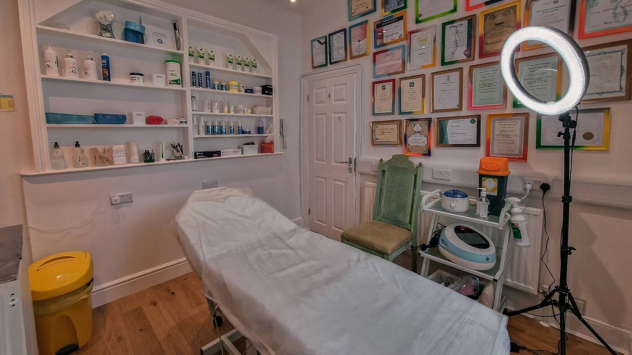 958ce3d8-0b21-446d-bb0a-a63b4dc87704-foreverclinic-gb-england-cheltenham-fresha-9779557