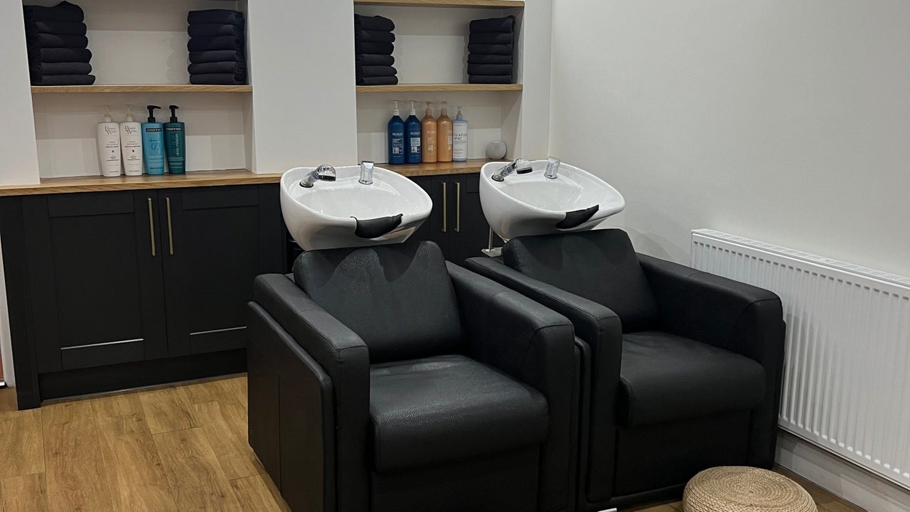 95d8ded7-089d-4ffa-859c-ff8f434edec4-thehairedit-gb-england-manchester-failsworth-fresha-6253400
