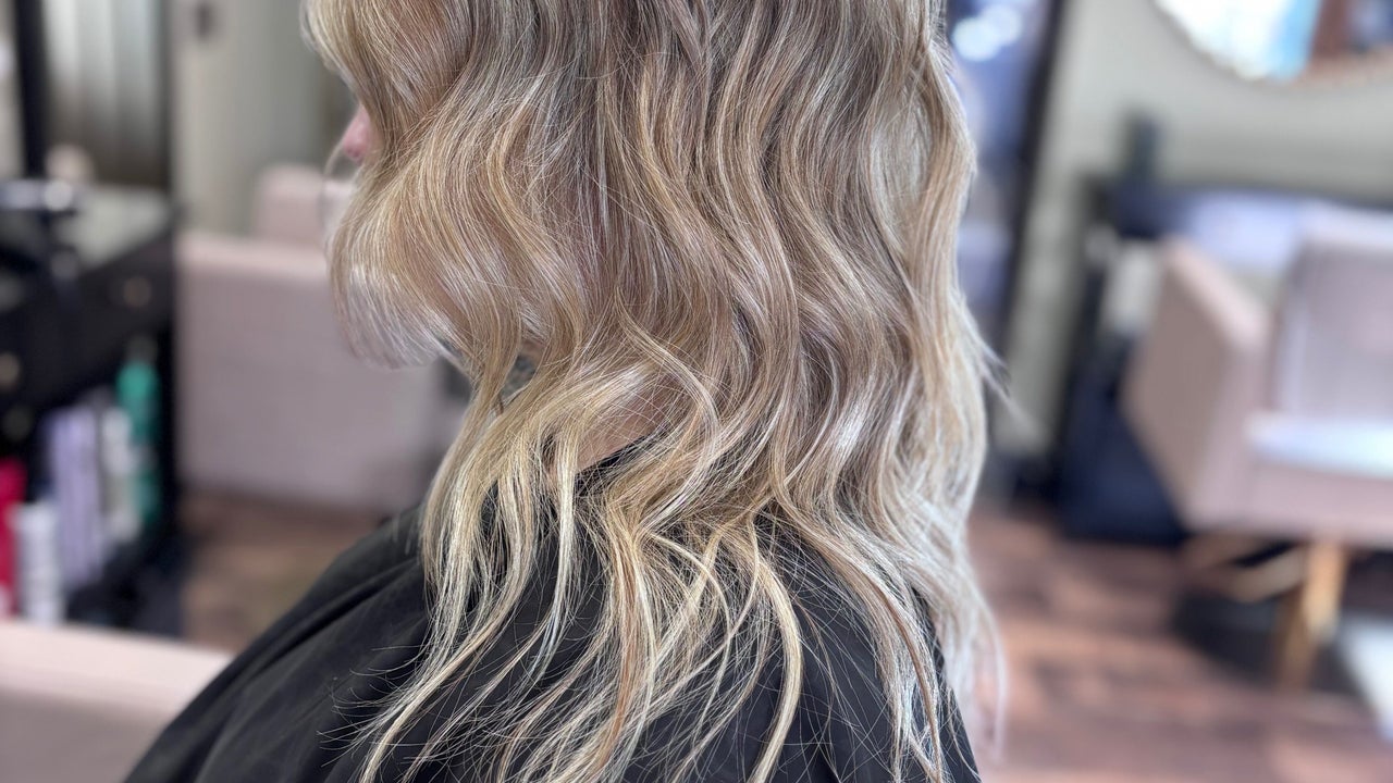 95df873b-d0c4-4fd1-a3db-28705ca366f9-anothersalon-gb-swansea-fresha-8958892