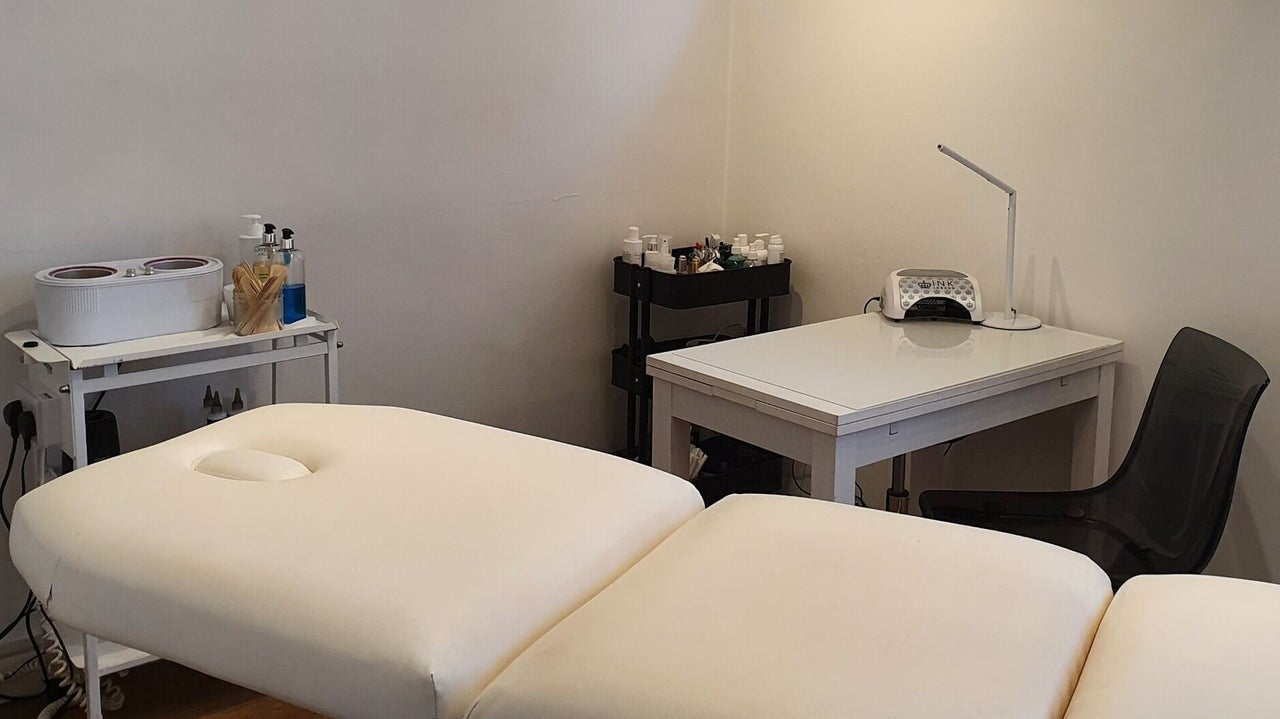 965794ef-8558-44d6-8493-65a3bcb5d8df-reflectionskinbeautyclinic-gb-england-westbourne-fresha-7659975