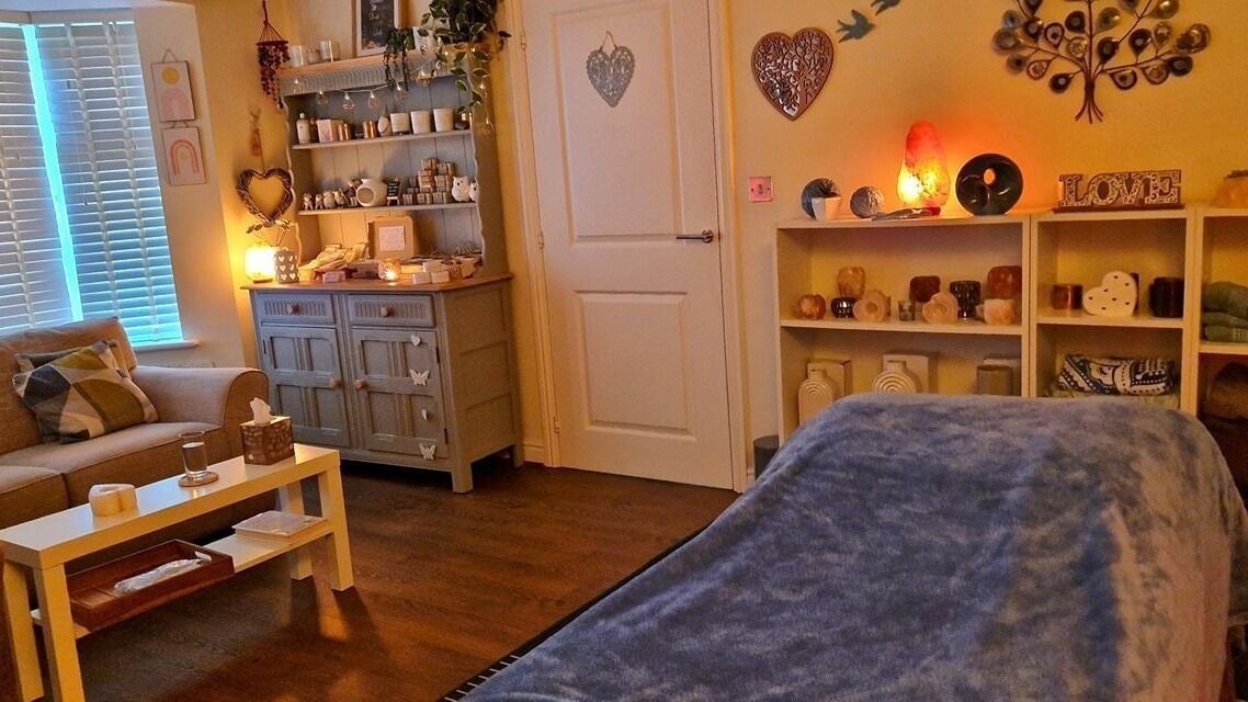 97545dae-b4f2-45c3-906d-89ce7c044b15-springhilltherapy-gb-england-buckshawvillage-fresha-8799712