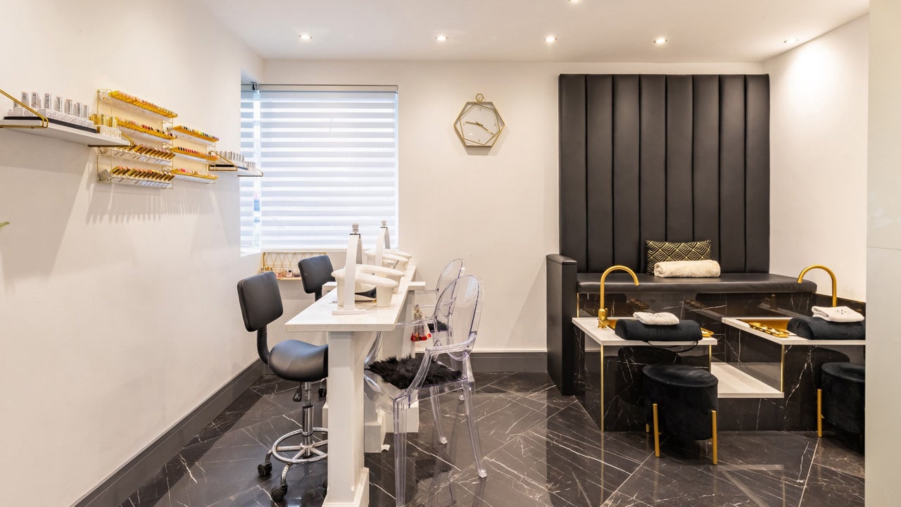 97a64057-1ece-4d05-8090-a1526b8a1d8c-mariacharlesbeauty-gb-england-crawley-threebridges-fresha-7050577