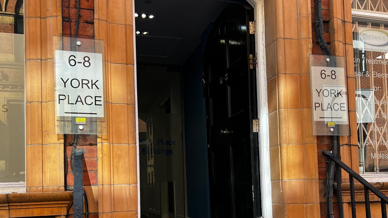 9870e9fd-4529-4e14-b1d6-4d70459408a3-lash2lash-gb-england-leeds-suite17-fresha-3546711