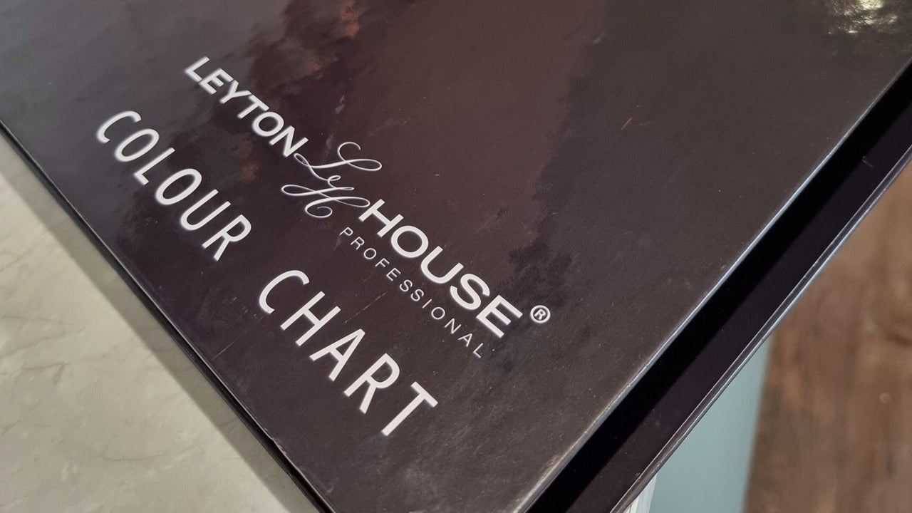 98969702-c469-4348-9812-713b82c1e1ec-crowninggloryhair-gb-england-canveyisland-fresha-5798014