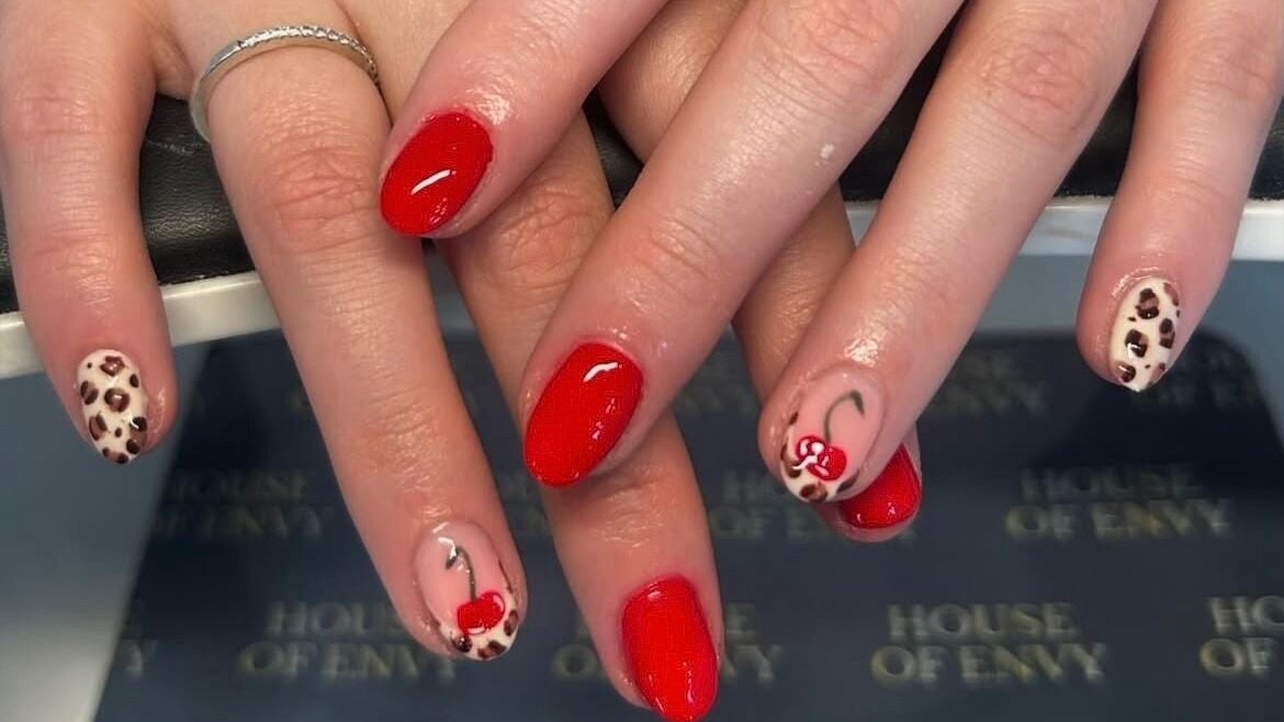 98fe2075-952d-4fa2-a506-097c4bd6b98d-houseofenvylongford-gb-england-gloucester-longford-fresha-7651247