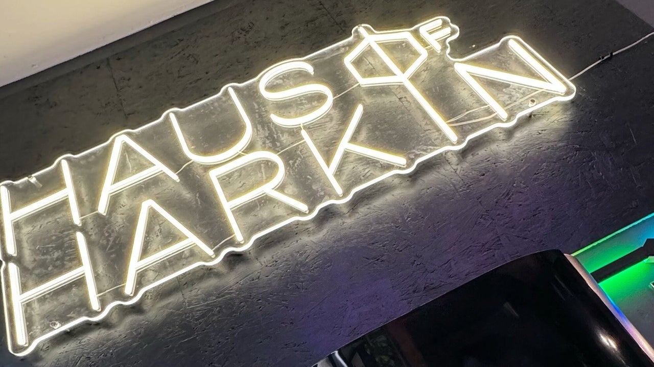 992ea4a5-bbf0-4277-864a-4fe0e38d75bc-hausofharkin-gb-england-morley-fresha-8068143