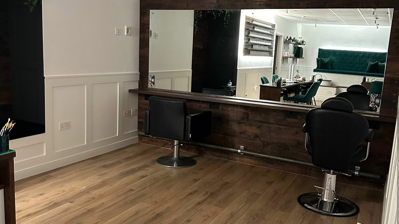 9b0dcf06-40ee-4851-b133-3bff2fd55271-taylorcole-gb-england-truro-fresha-4044493