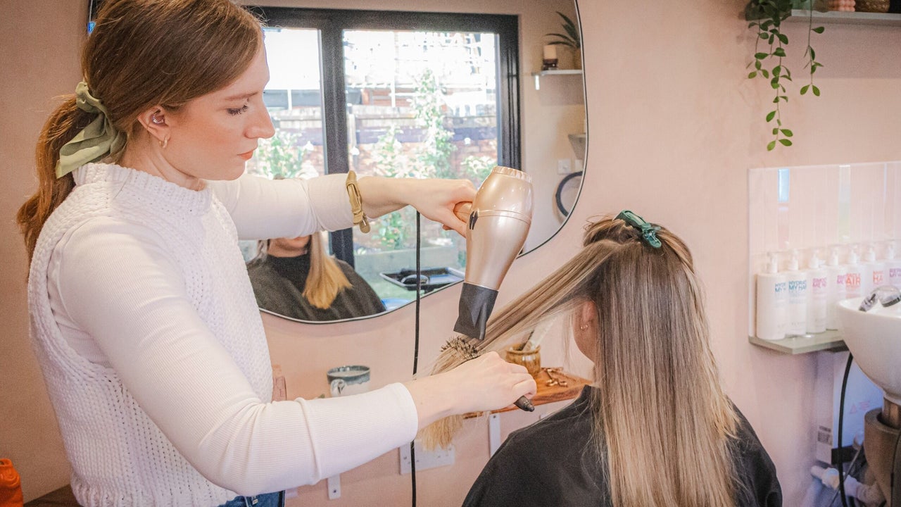 9b460810-5aaa-4d96-b7bf-fb40947e0bca-alexashworthhair-gb-unitedkingdom-bristol-fresha-4564948