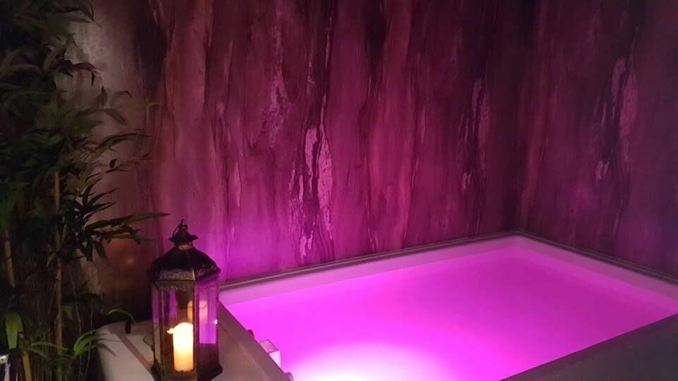 9b6af9f6-a20a-49eb-bd60-85456c8e3094-9555800