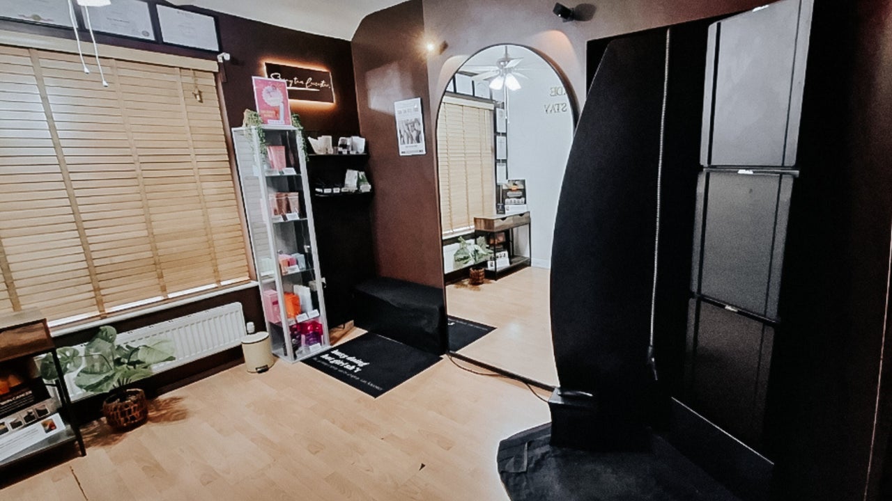 9b71f63a-4eb6-4fa6-86fb-d73b9b5f5c0d-spraytanleicester-gb-england-leicester-fresha-3668916