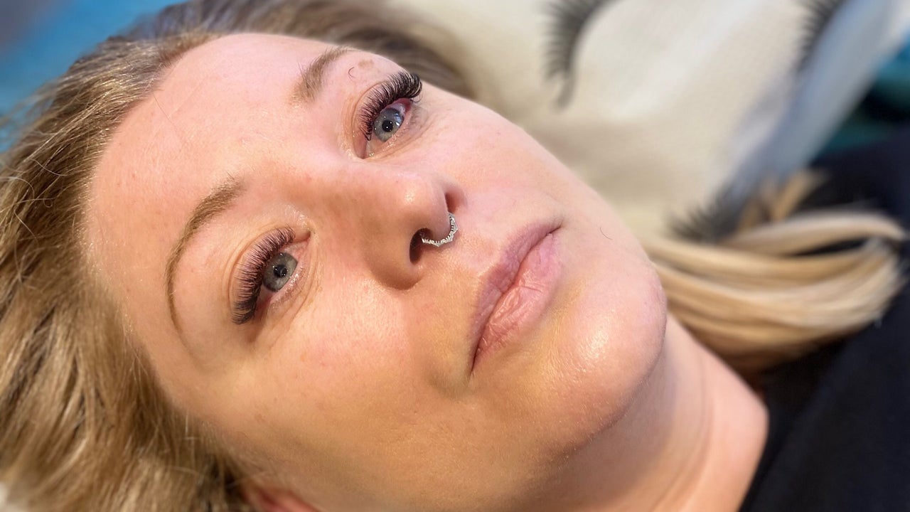 9bf1cc0c-9656-4035-9ef5-ed5c463ffda0-zhenyaslashroom-gb-england-shrewsbury-fresha-6836375