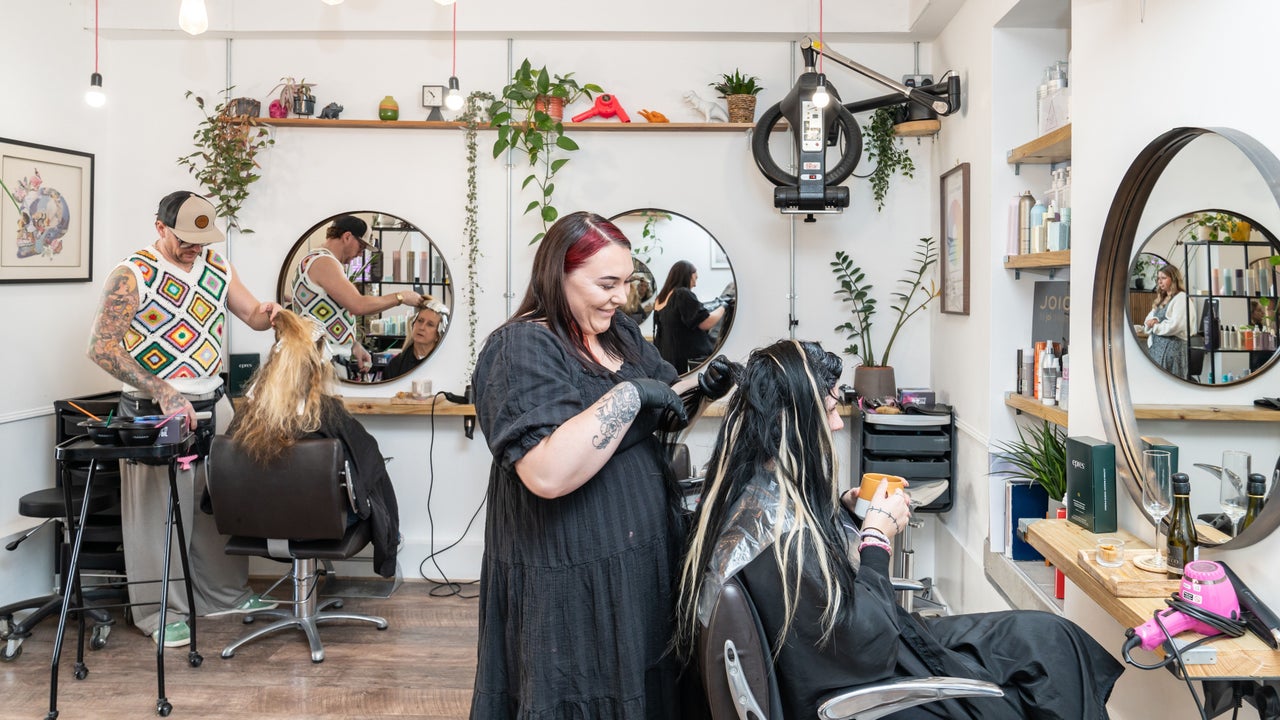 9c2be414-3de1-4414-adf8-7be2a9107a09-hileyhairclub-gb-england-cheltenham-fresha-2905270