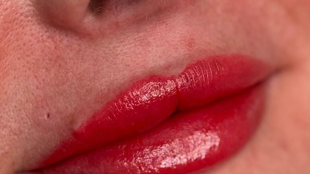 9c9819d0-38fe-431f-831b-0ce034fe8c18-rachaellocopermanentmakeup-paramedicaltattooing-removal-scarstretchmarkimprovement-gb-england-dorchester-fresha-4839391