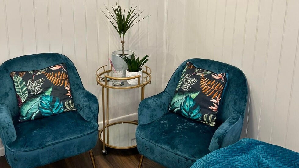 9cbc03e9-f749-4379-bca7-bb1defc5fa6b-claireball-prolashartist-gb-england-burtonupontrent-fresha-6353018