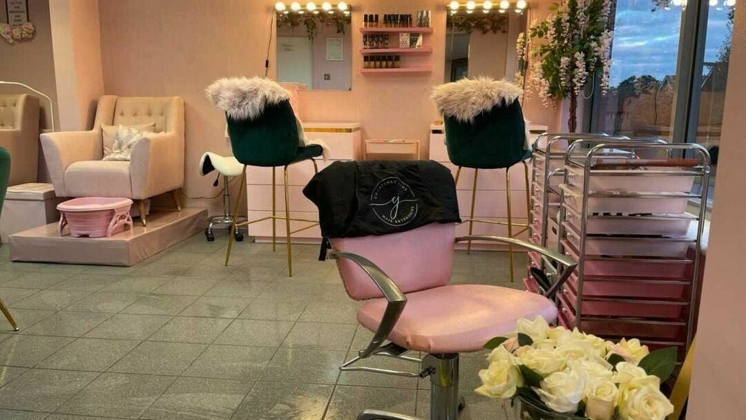 9cd13bb3-4dcd-479d-bde1-8b130fb9612a-4437558