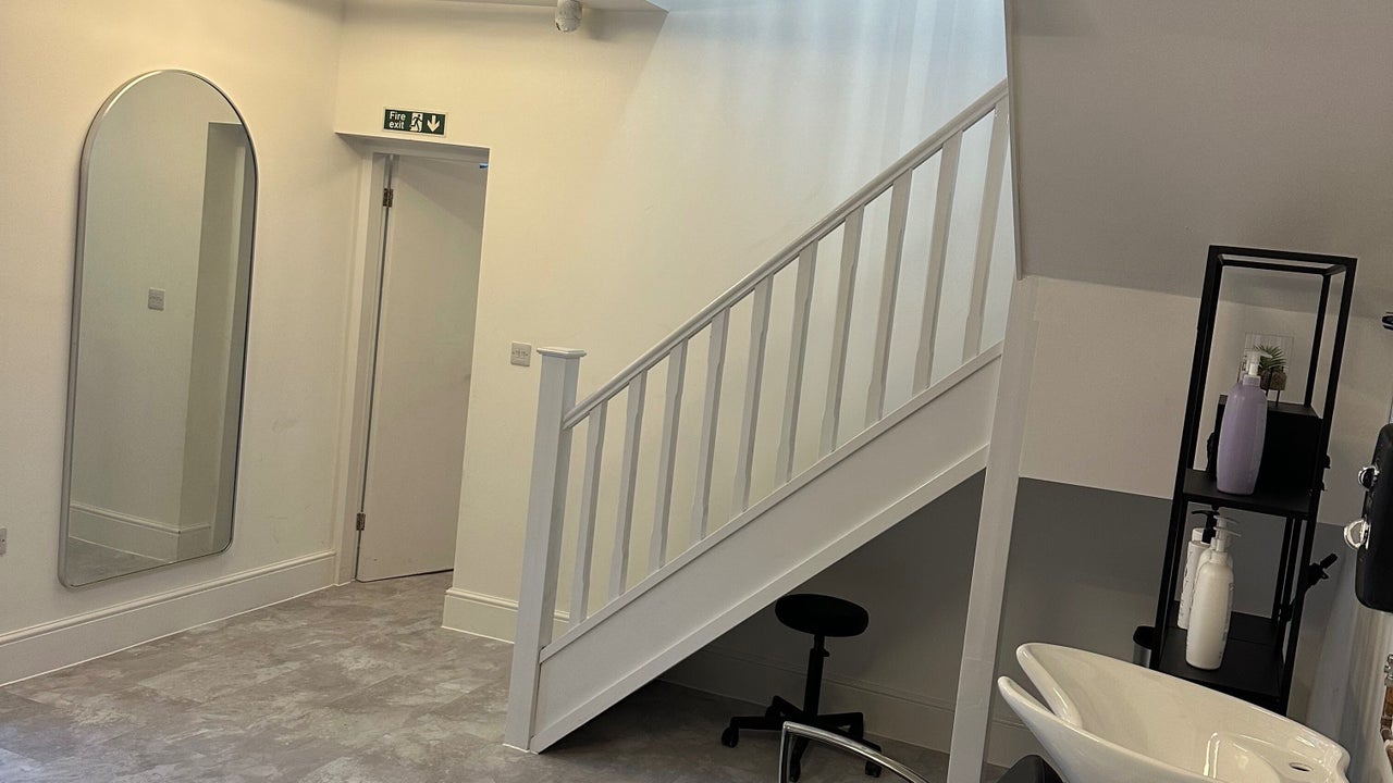 9d118f68-ed3f-4b67-b26e-2d75be847a94-hollyjaynehair-gb-england-derby-fresha-7873316