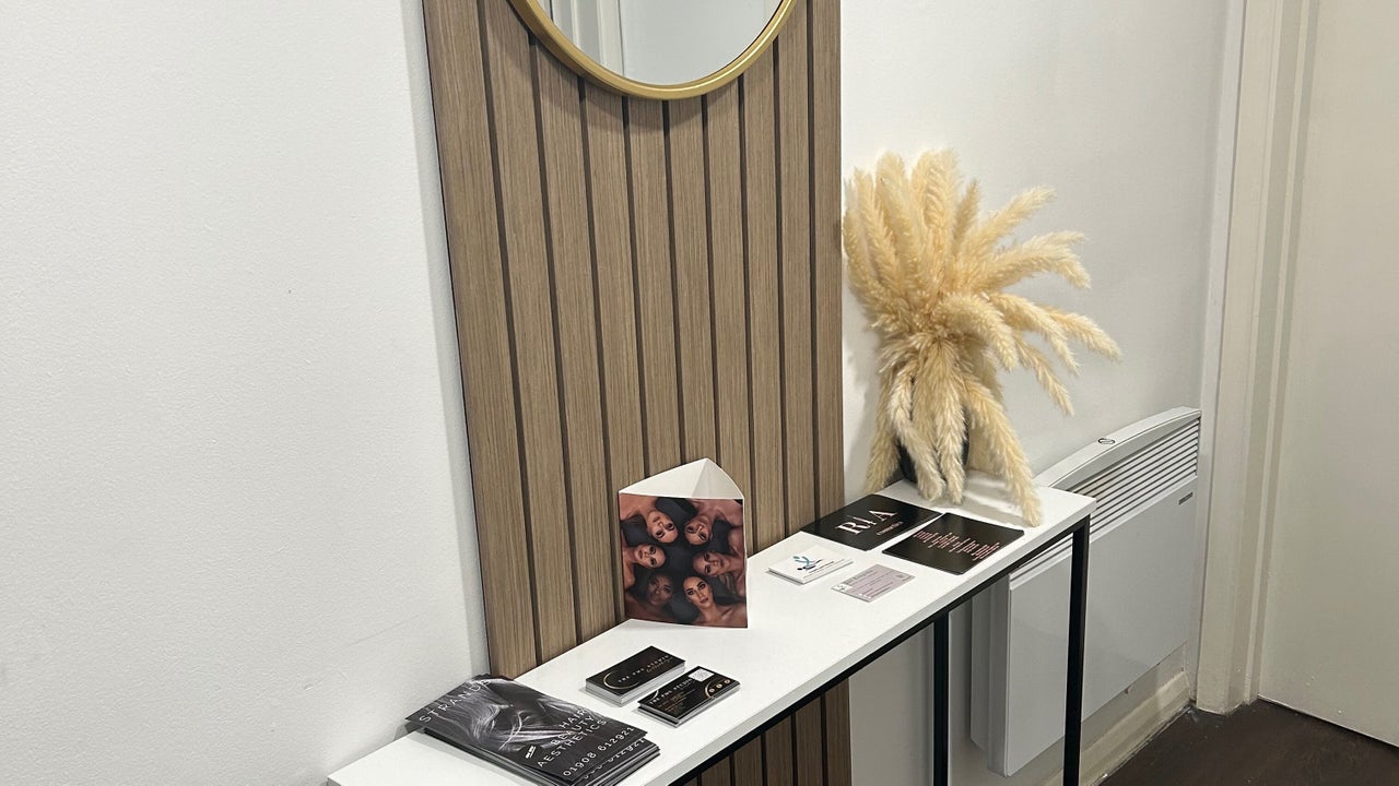 9d79db86-19a4-4e65-b2a1-9a41592b1dde-strandssalonnewportpagnell-jen-gb-england-newportpagnell-stjohnsstreet-fresha-3062779