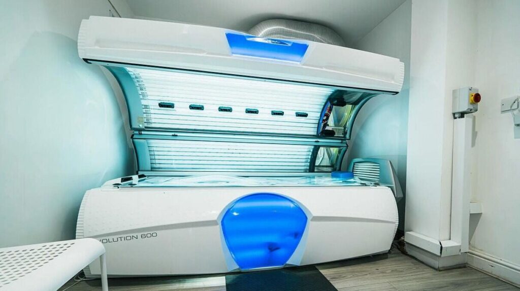 9db37e43-6577-48ab-878b-f5987154a558-bronzedofbranksome-gb-england-poole-branksome-fresha-5450395