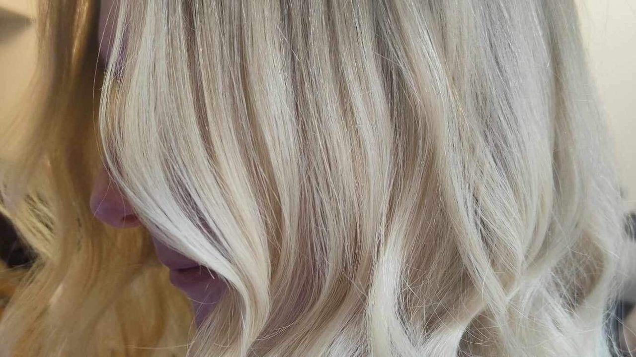 9edaa732-79bf-4c50-866e-51123359733f-dlmcreativehairdressing-gb-wales-neath-fresha-8197321