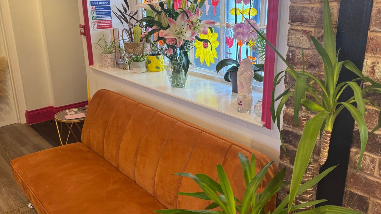 9ee27f03-24a4-468d-bc06-e6b05c78d575-sophieknightstudio-gb-england-hereford-3eaststreet-fresha-1365081