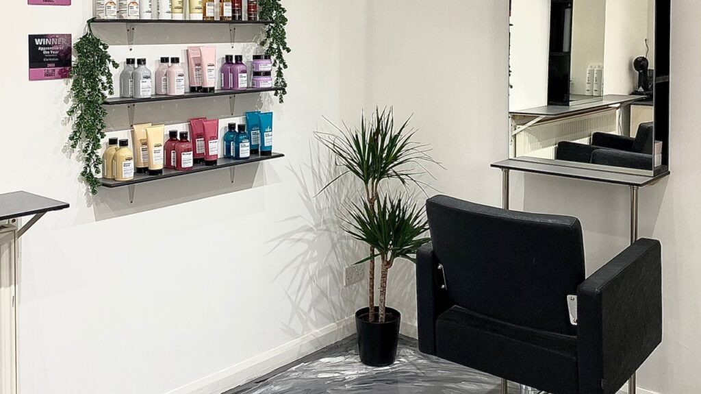 9f962730-5346-4191-a203-374bee688a5d-2756551