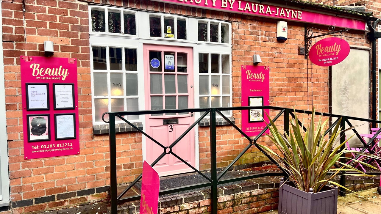 9fdc21c1-34bc-46f8-88d7-e881b263897f-beautybylaurajayne-gb-england-tutbury-fresha-9394653