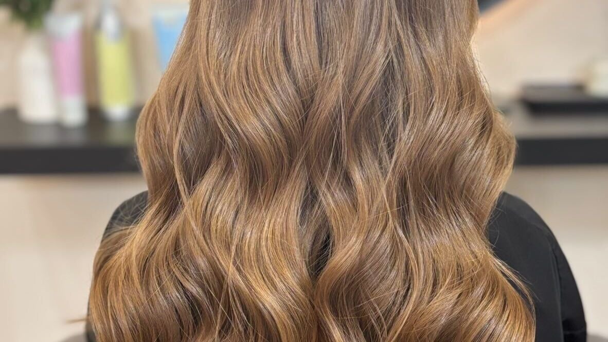 a0f73737-d418-4409-85d7-597f8d459c34-fld-hairbyfreyachobham-gb-england-chobham-woking-fresha-3104682