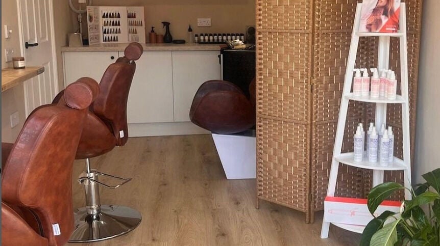 a16833e8-1cb2-4639-bf2c-08cb266196c9-rionahairstudio-gb-scotland-glasgow-fresha-9477831