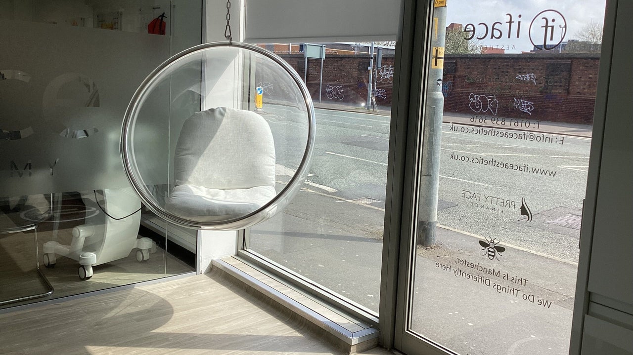 a1b066ae-cc06-470f-a275-98be10f0e2d5-lomaslaserbeauty-gb-england-manchester-fresha-1842419