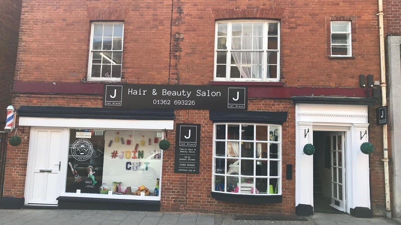 a1d90b74-b1b6-41a3-b8f7-ff4e1b2504de-jetblack-gb-england-dereham-fresha-6589333