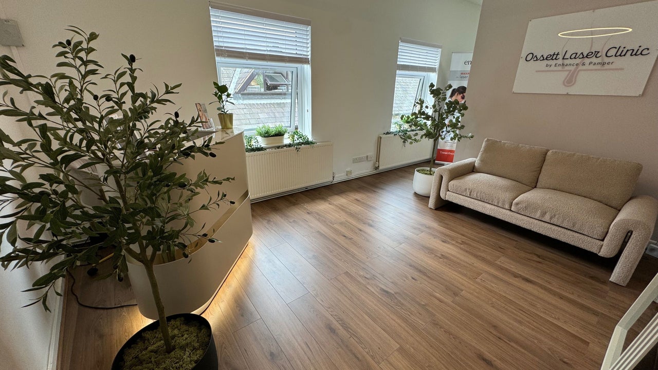 a1e63f49-1b37-4b01-8d96-20ad4cd348fc-ossettlaserclinicbyenhancepamper-gb-england-ossett-fresha-1503843