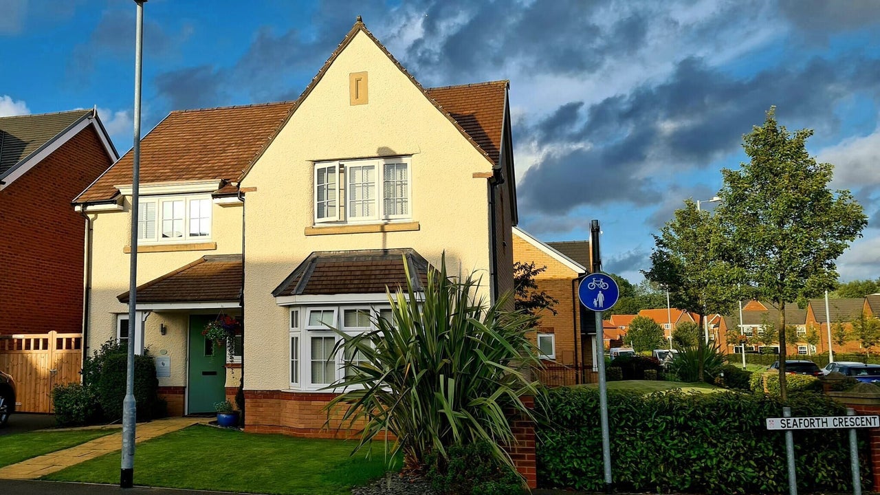 a233b38d-6679-4727-82eb-1bbdf60ea93f-4142791