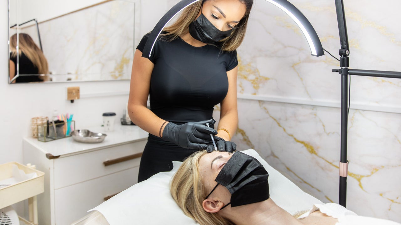 a24f24dc-fda8-4cfe-9c0d-d3c5264c07af-charlottetaylorpermanentmakeupleedsclinc-gb-england-yeadon-fresha-4105733