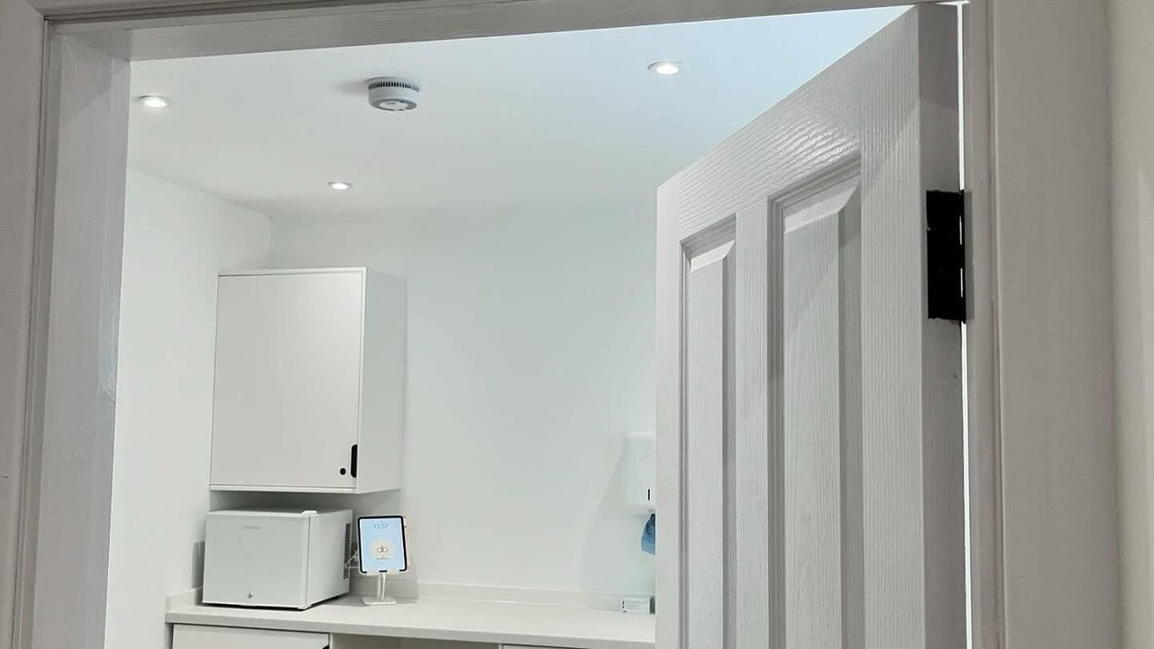 a2cced2b-5482-43e7-8ee2-954952a656ea-alexanderaromaticswellnessstudio-gb-scotland-girdletoll-fresha-5017300