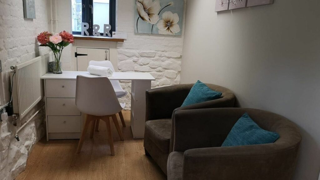 a336fc52-0299-4813-b42a-d8d3d5bb0044-relaxandrevivetherapies-gb-england-hayle-fresha-9933267