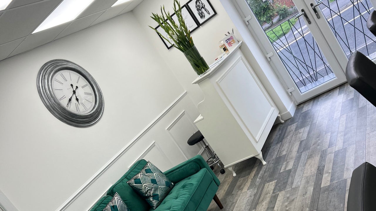 a3ac307e-7f69-49e7-9522-55f61a2244ae-alittlemorestylehairdressing-gb-england-sunderland-fresha-4265666