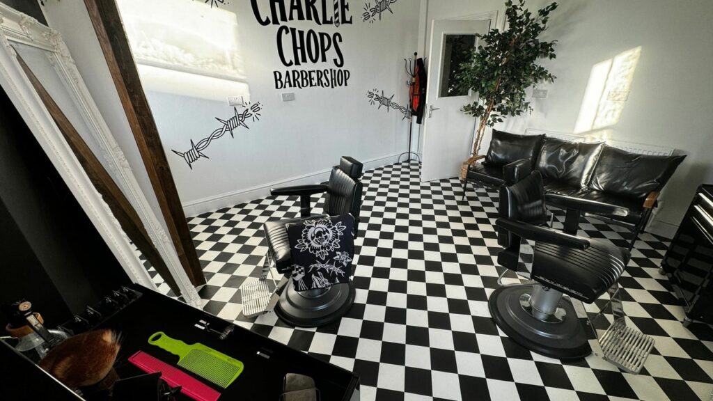 a450f3f0-de39-4040-98a2-3432b0d0c9fb-charliechops-gb-england-hasland-fresha-5771995