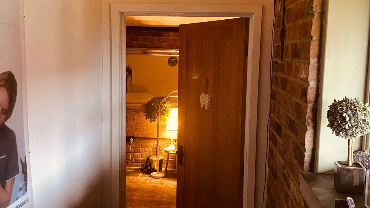 a49fecb8-7d3d-4827-af3b-de3872906b4e-3897480