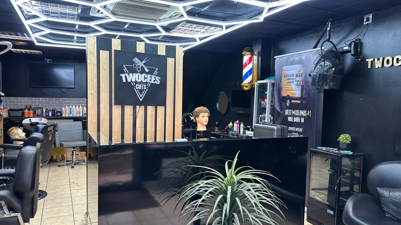 a4e5150b-26bc-4fd2-92d2-a0d3e1a26a80-twoceescuts-gb-england-stoke-on-trent-hanley-fresha-1862053