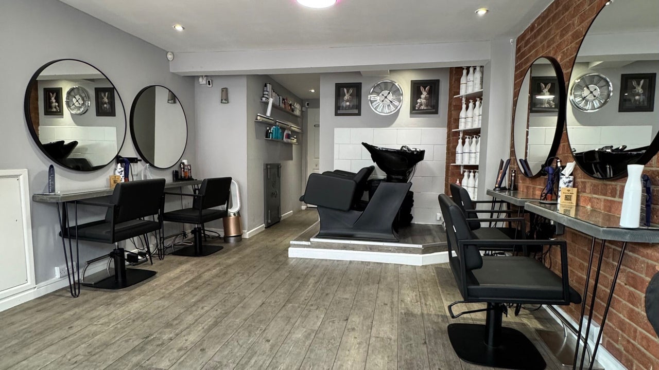a55b2ed2-24f7-415e-8a07-4db138ddf451-warrenanthonyhairsalon-gb-england-gosport-fresha-9329355